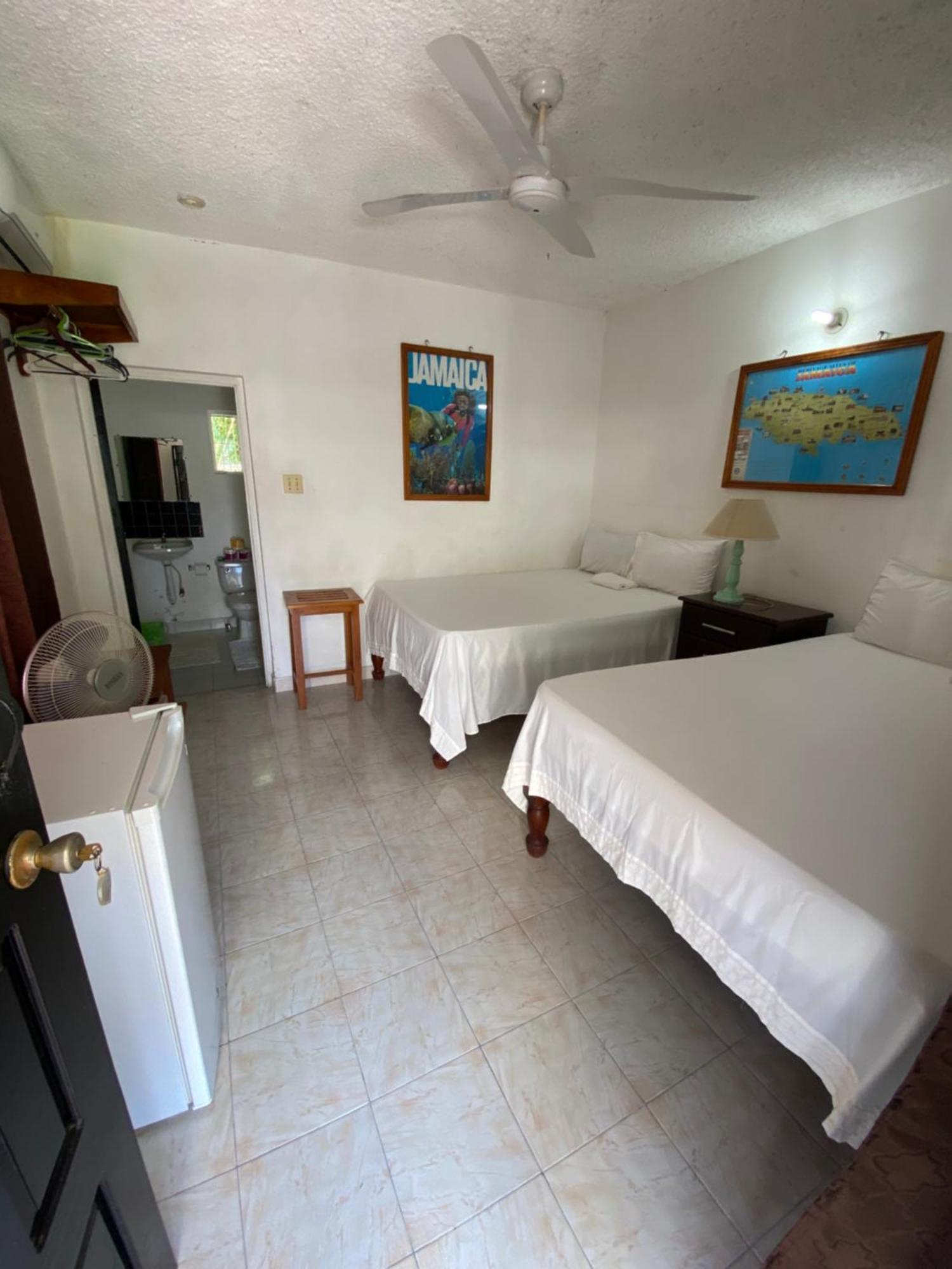 Westport Cottage Negril Zimmer foto